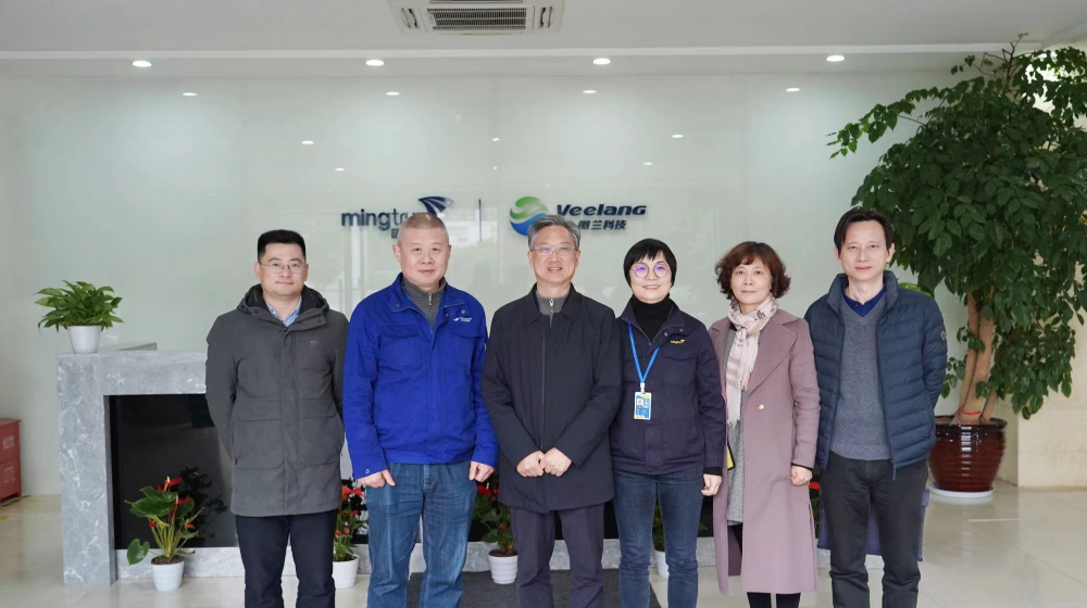 杭州市發(fā)改委副書記朱師鈞一行蒞臨我司參觀、指導工作