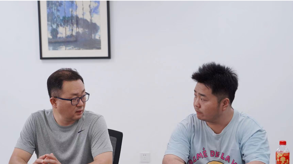 韓國Jastec公司團(tuán)隊(duì)經(jīng)理 Maeng Kyunghwan、 工程師Jun Seonggwkang蒞臨浙大鳴泉參觀交流